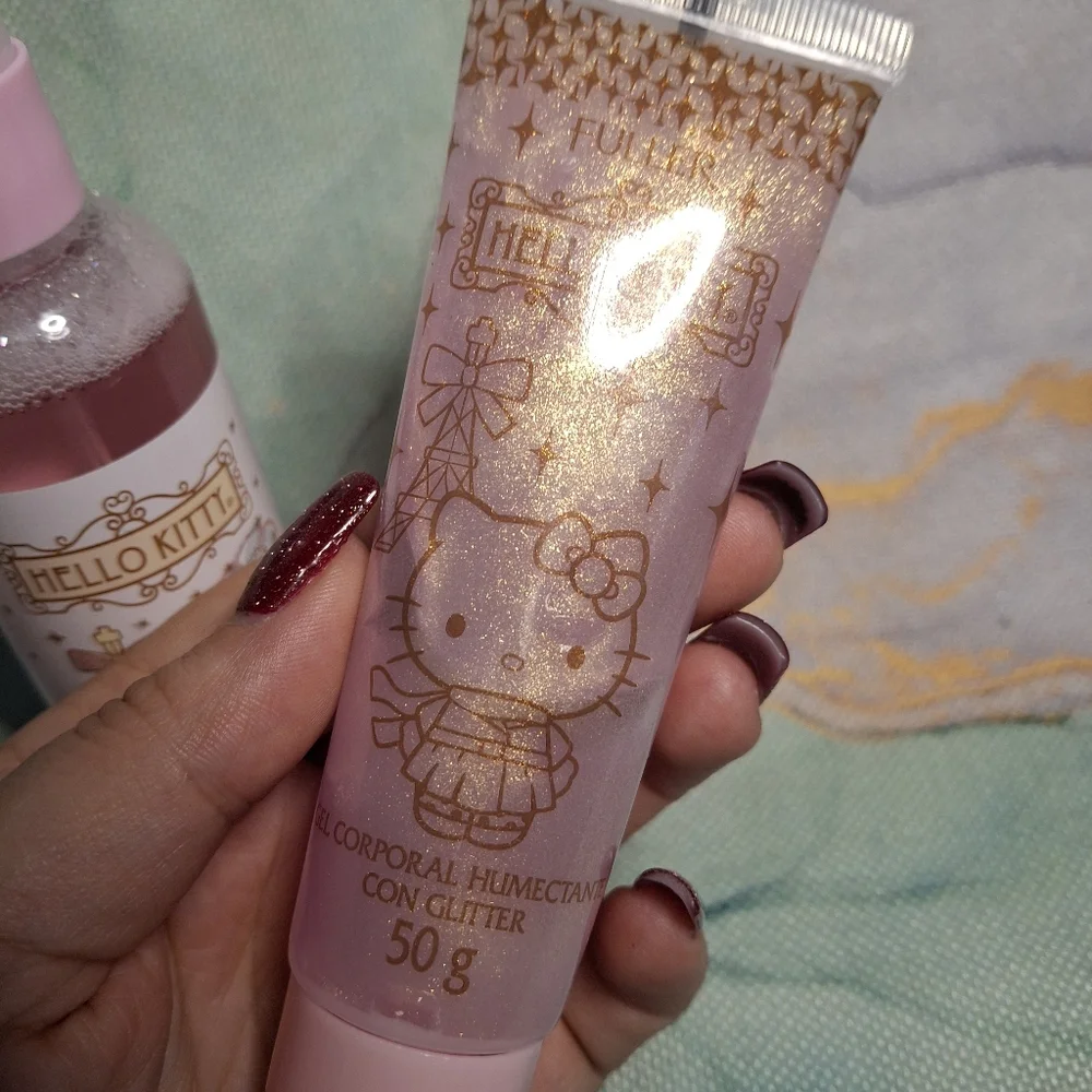 Hello Kitty Body Set
